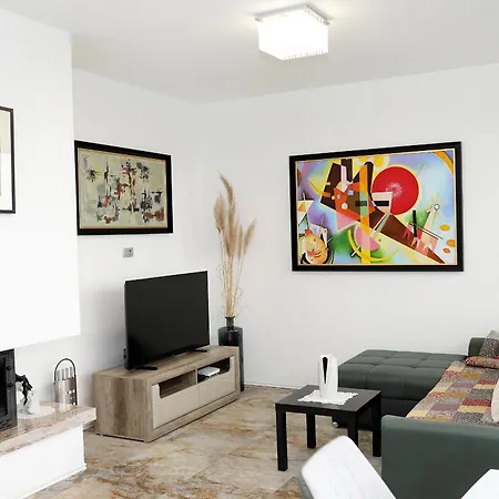 公寓 Apartma Belvi *