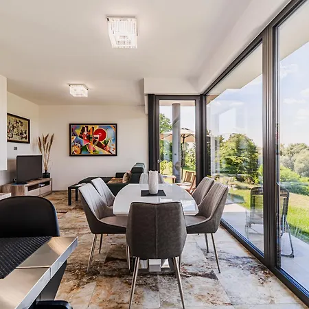 Apartma Belvi Brežice